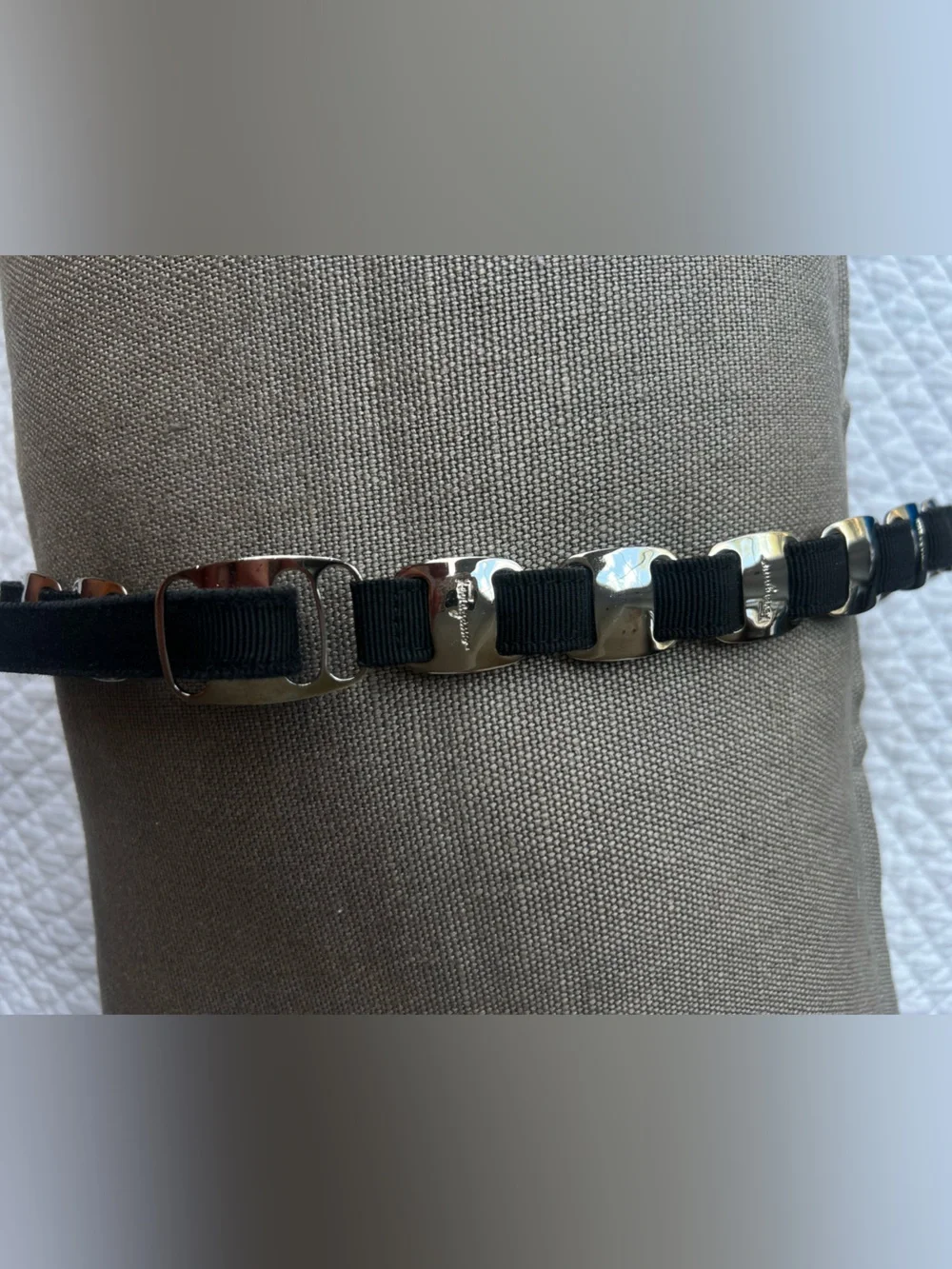 Salvatore Ferragamo Vara Chain Link Grosgrain Belt Black Silver Made in Italy